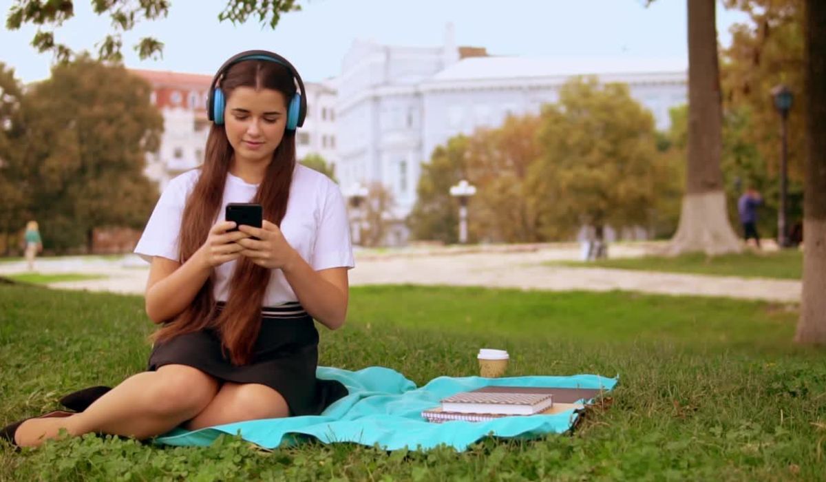 The Struggles of Students Paying for Streaming