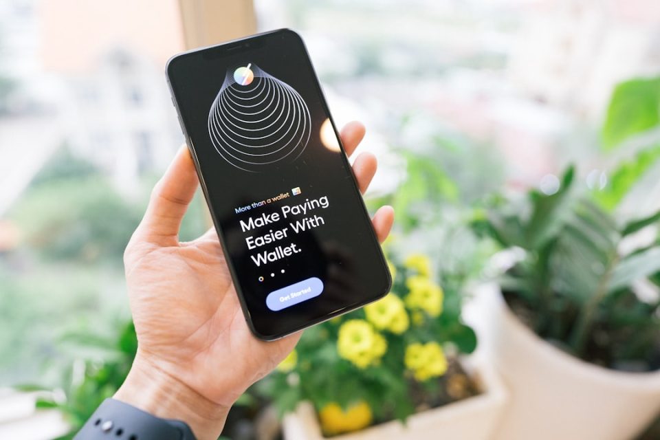 Can you use a VPN on an iPhone?