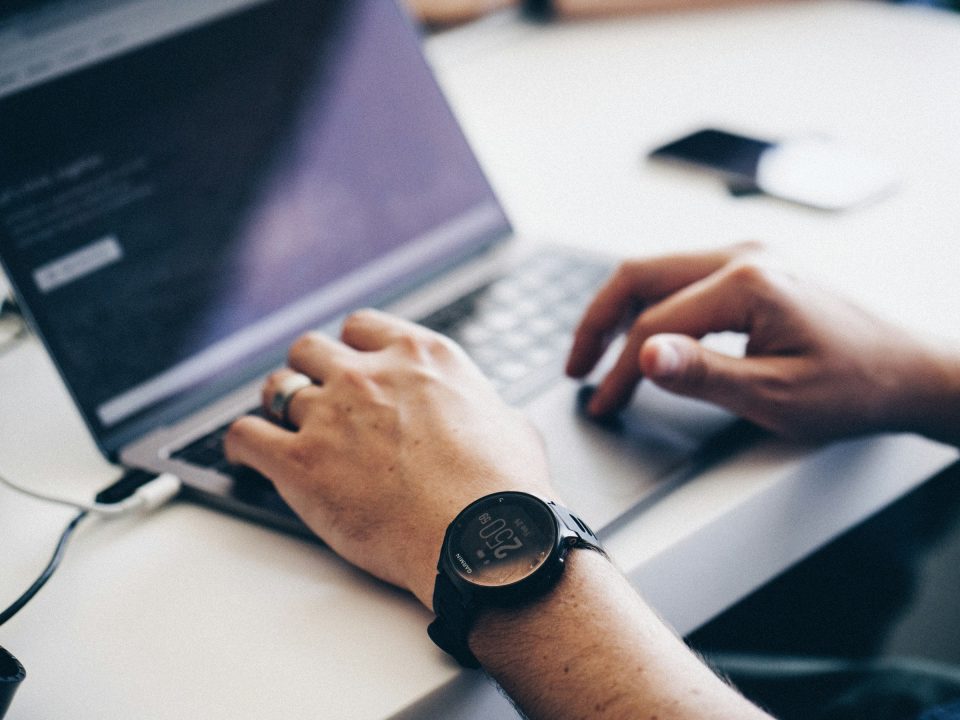 Key Strategies for Improving Retail Performance with Cloud Services