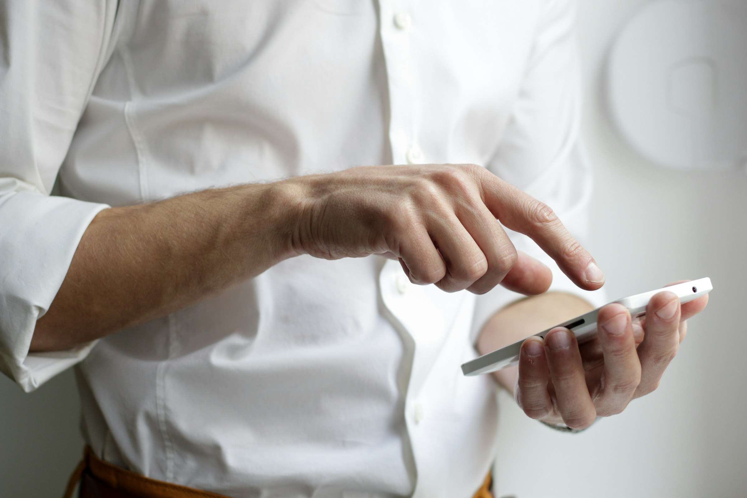 Handling Sudden Traffic Surges in Mobile Apps: Architecture That Doesn’t Break
