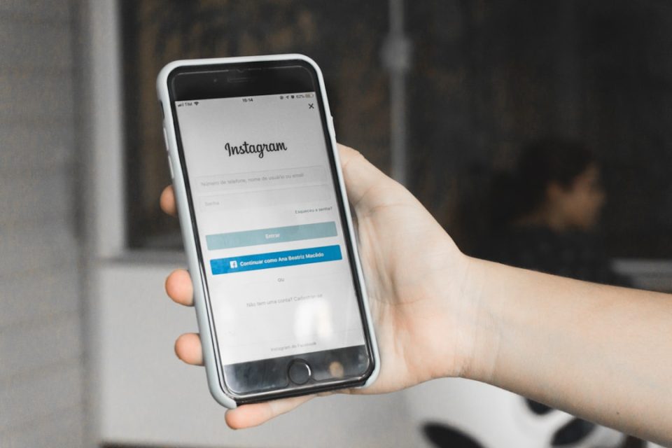 Best Time to Post on Instagram in 2026: Data-Backed Posting Schedule Guide