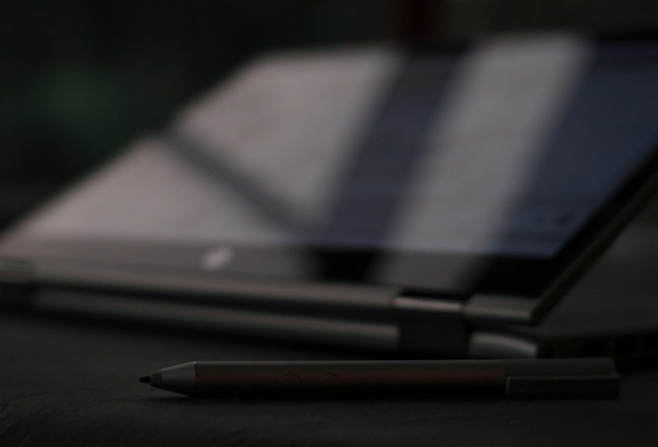 black and silver click pen vpn interface, hotspot shield app, vpn dashboard