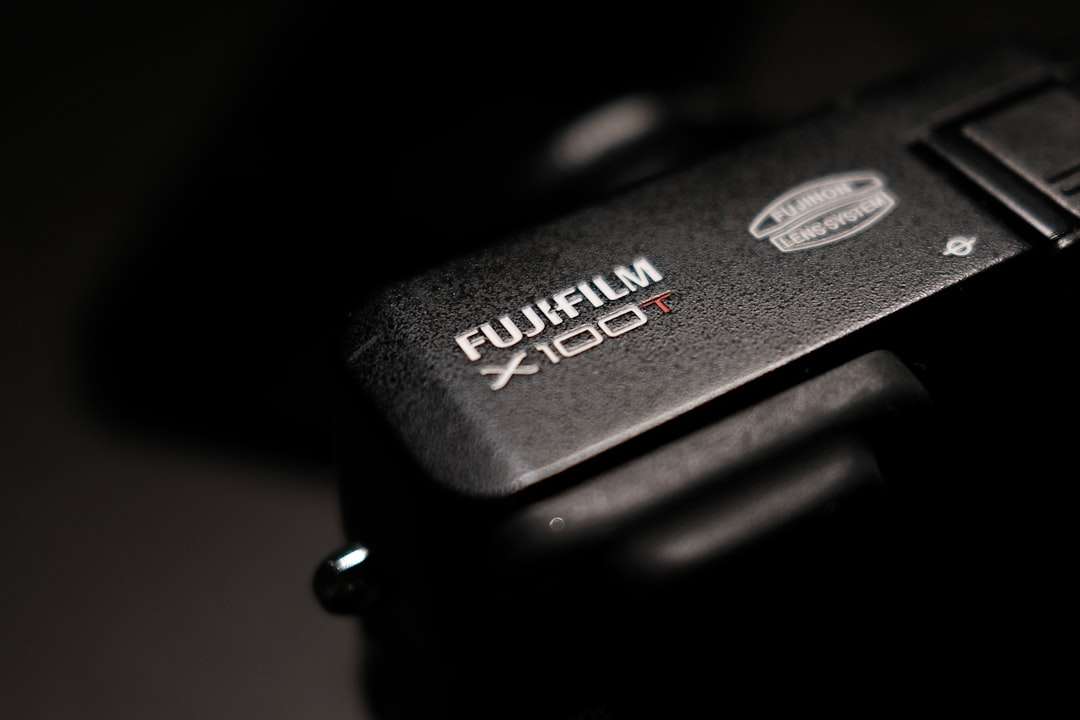 a close up of a camera with a black background ebook converter, calibre interface, azw3 to epub