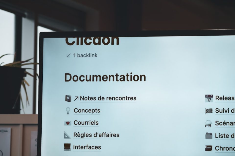 Subtitle Formats: SRT vs VTT vs ASS