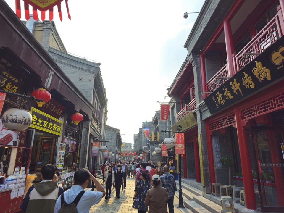 Top AI Travel Assistants for China with Live Voice Translation Features